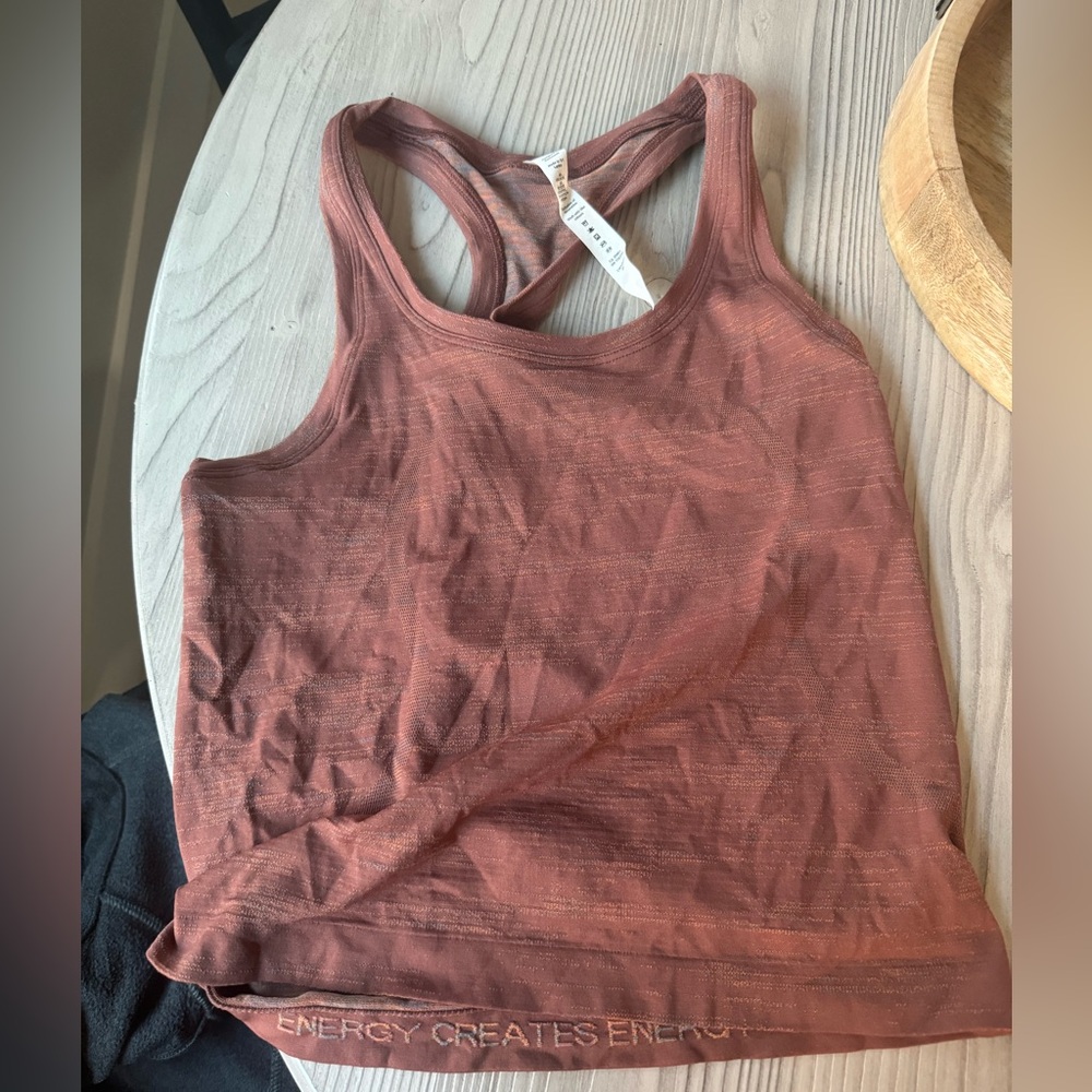 Lululemon swiftly tank size 6 NWT